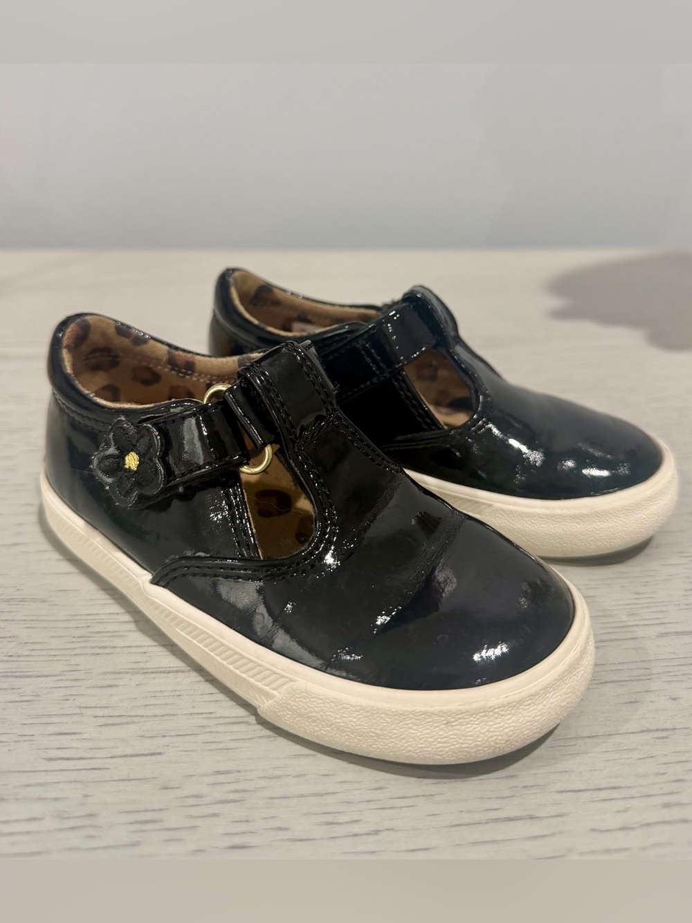 Keds Black Patent Mary Jane Sneakers with White Soles toddlers size 7